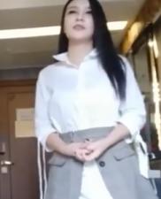 颜值爆表小姐姐,先来一发深喉口爆,再激情切磋床上技巧!