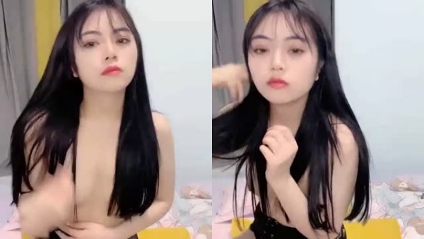 黑丝骚妹淫叫揉奶自扣,道具助兴浪穴汁液横流!